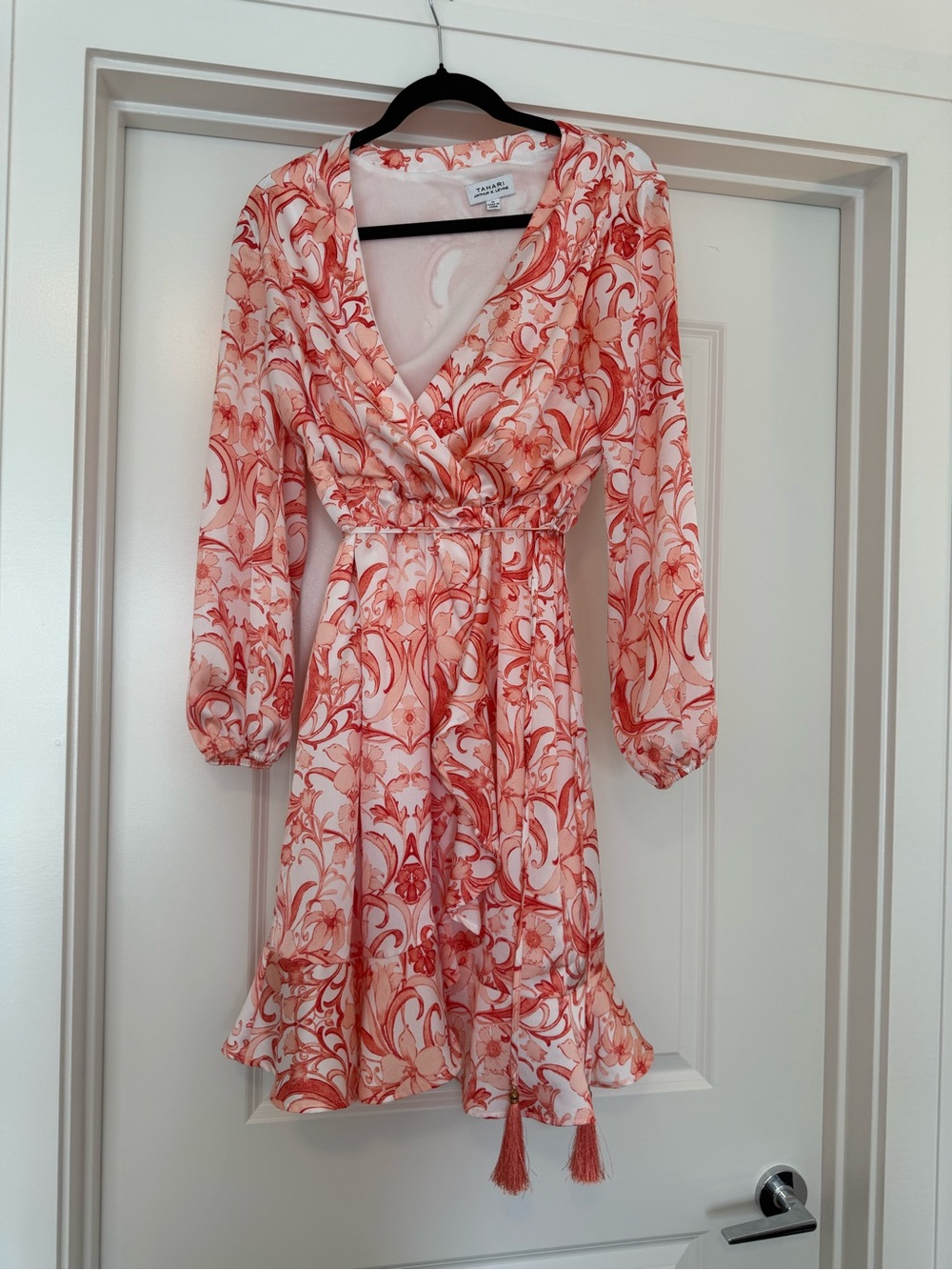 Tabari Sanctuary Coral Pattern Long-Sleeve Tie-Waist Dress